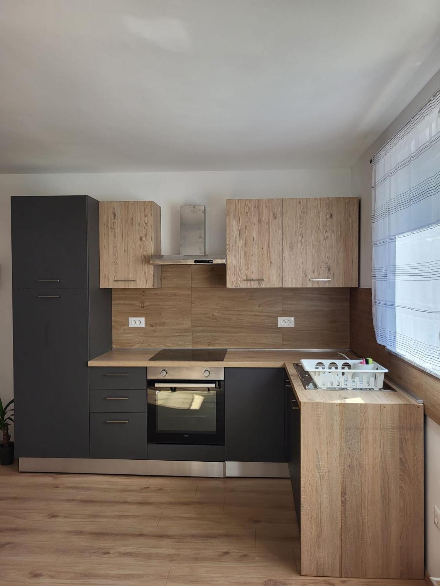 Apartment Dado สลูน ภายนอก รูปภาพ